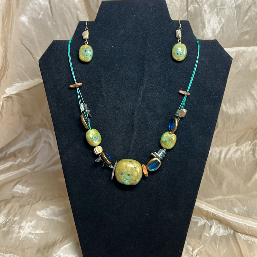 Premiere Designs Necklace and Earrings